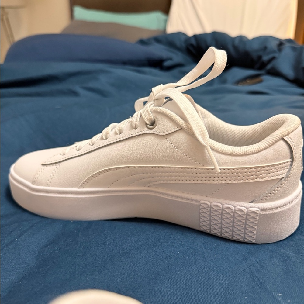 Women’s classic Puma sneakers